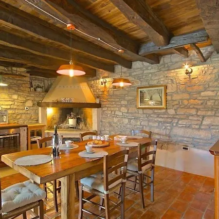 Villa Angolo Rustico - Groznjan, Istria *