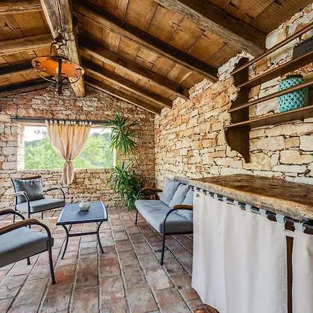 Villa Angolo Rustico - Groznjan, Istria